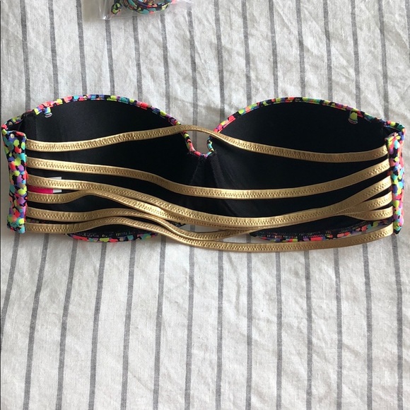 Womens 36B built-in cups Victoria Secret Swim Top - Picture 2 of 5